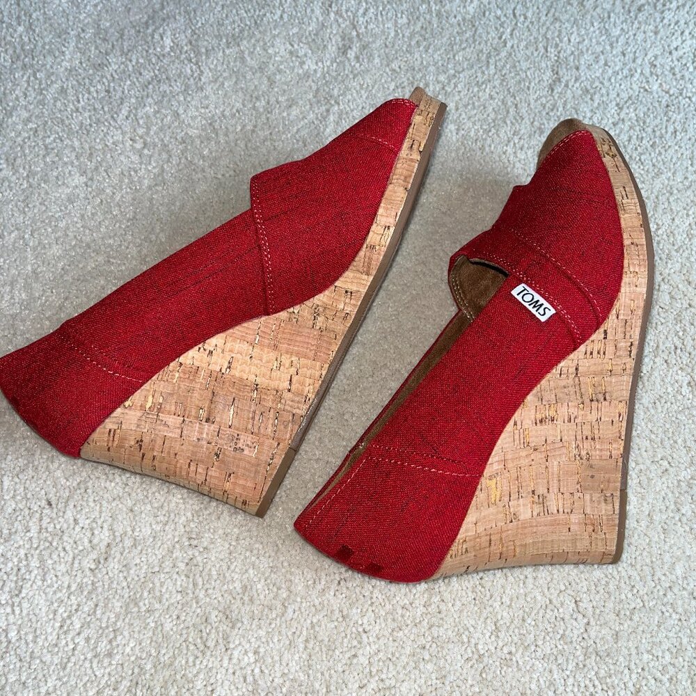 Brand New TOMS Women's Classic Espadrille Wedge Sandal